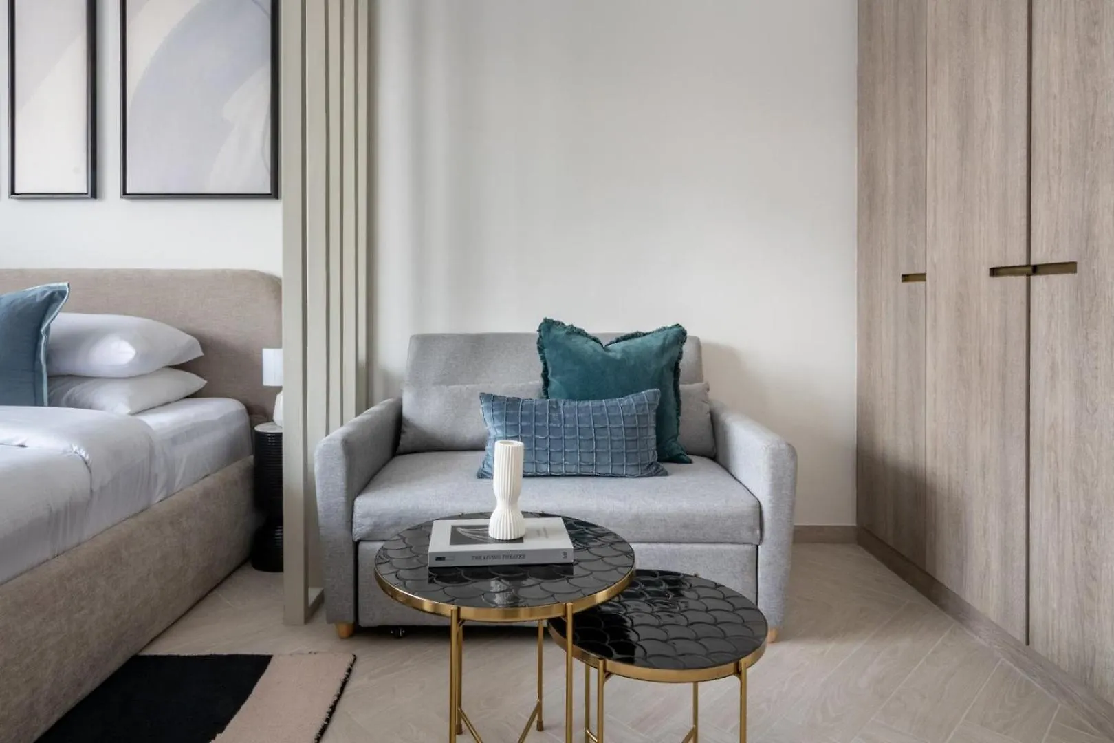 アパート Guestready Holiday Homes - Stylish Studio In Jvc ドバイ アラブ首長国連邦