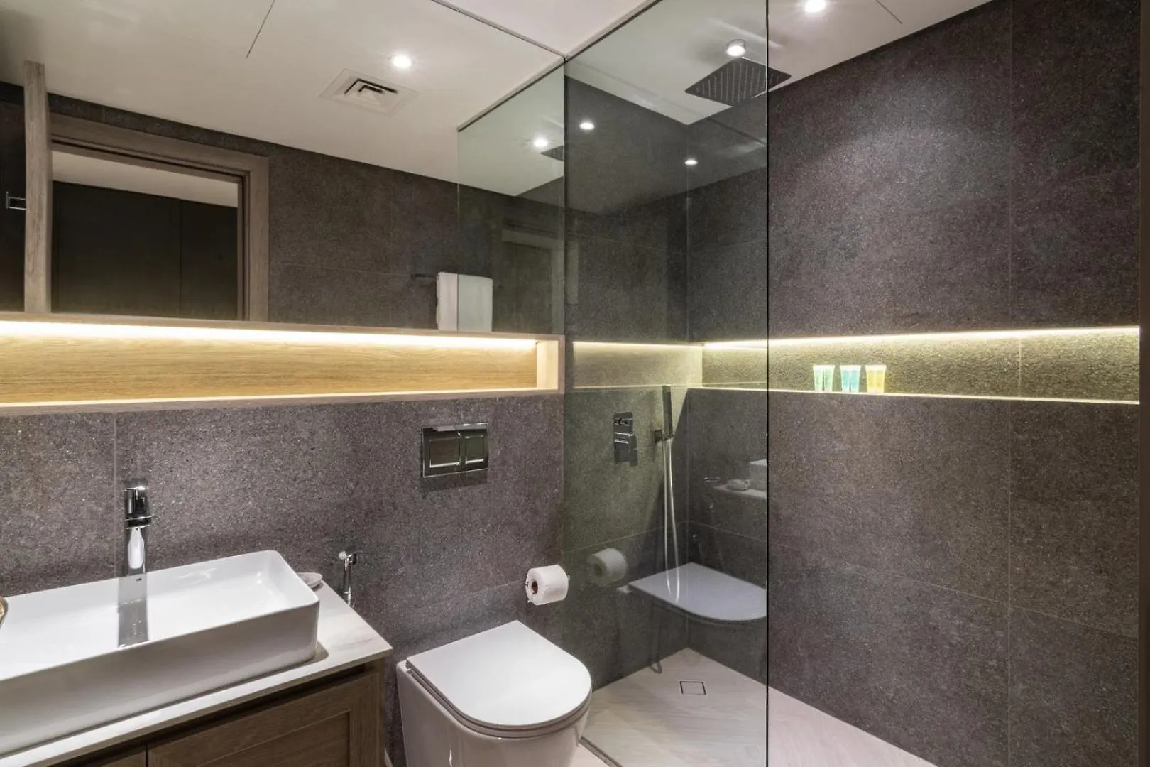 Guestready Holiday Homes - Stylish Studio In Jvc Dubai Apartment